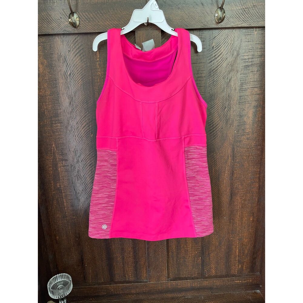 Athleta Performance Tank Top Size M Built-In Support Athletic Workout Yoga Top